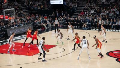 Spurs vs Hawks Pronóstico | 20 Noviembre 2025